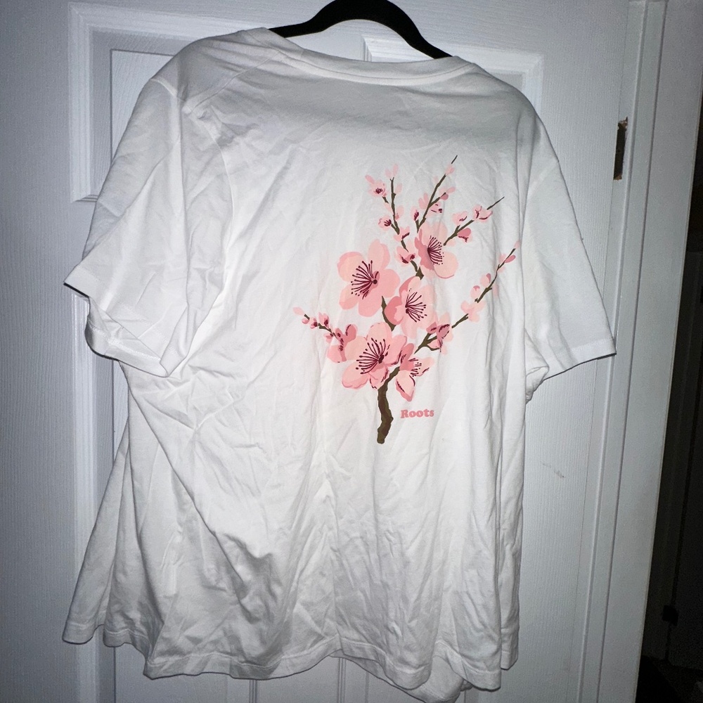 Roots Organic Cotton Tee – 4X, NWT, Floral